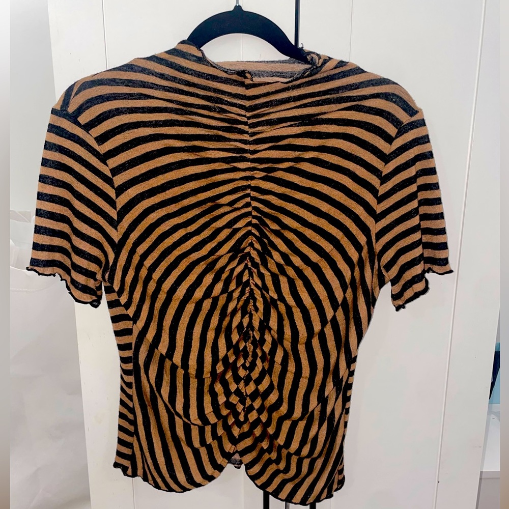 LNA short sleeved turtleneck size XL